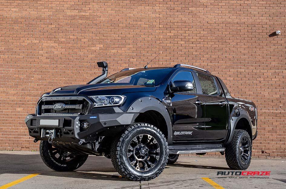 FORD-RANGER-VAPOR-BLACK-MACHINED-WITH-DARK-TINT